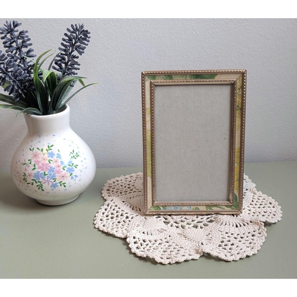 Vintage Small Picture Frame,‎ Floral Gold Tone Frame, Mini Tabletop Photo Frame
